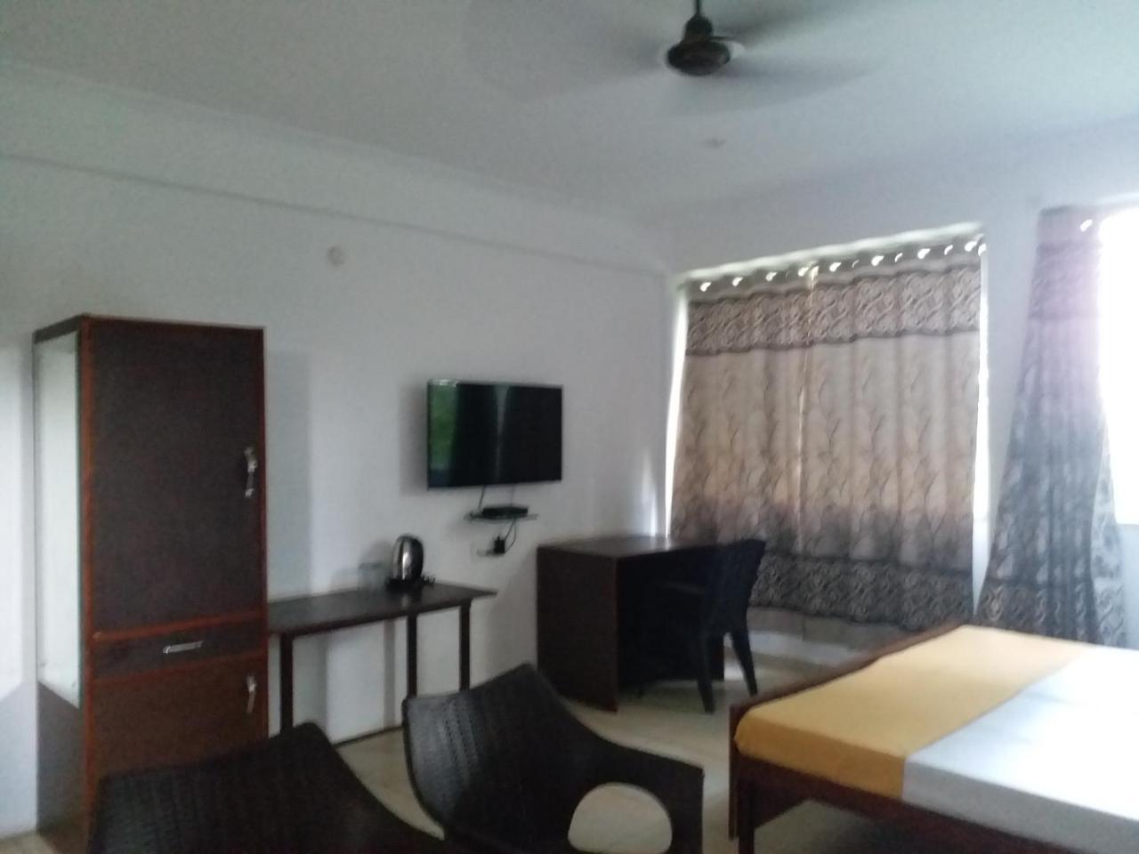 Krishna Hansraj Hotel Una  Exterior foto
